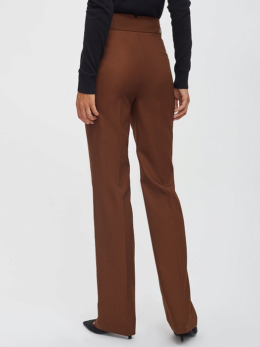 Брюки с широким поясом: фото №5