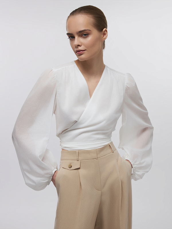 Укороченная блуза на запах