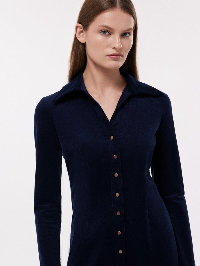 Платье-рубашка из вельвета