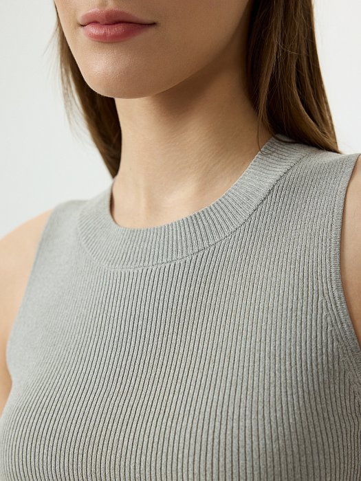 Укороченный топ из вискозы: фото №2