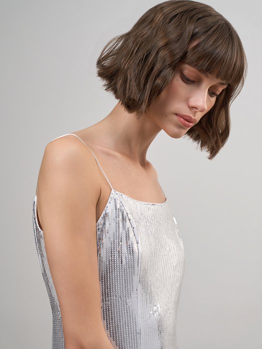 Вечернее платье на бретелях: фото №5