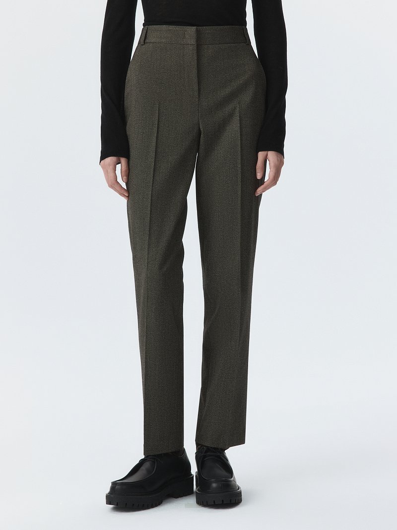 Классические зауженные брюки