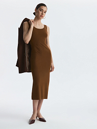 Платье-миди из трикотажа