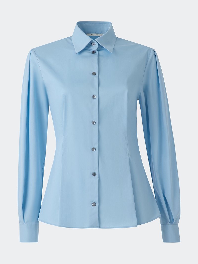 Приталенная блуза с защипами