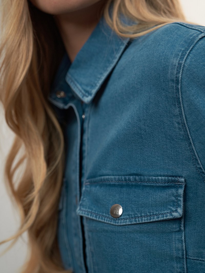 Джинсовое платье-рубашка