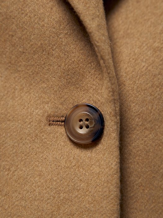 Приталенный жакет из драпа: фото №9