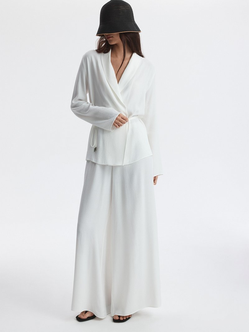 Костюм из вискозы