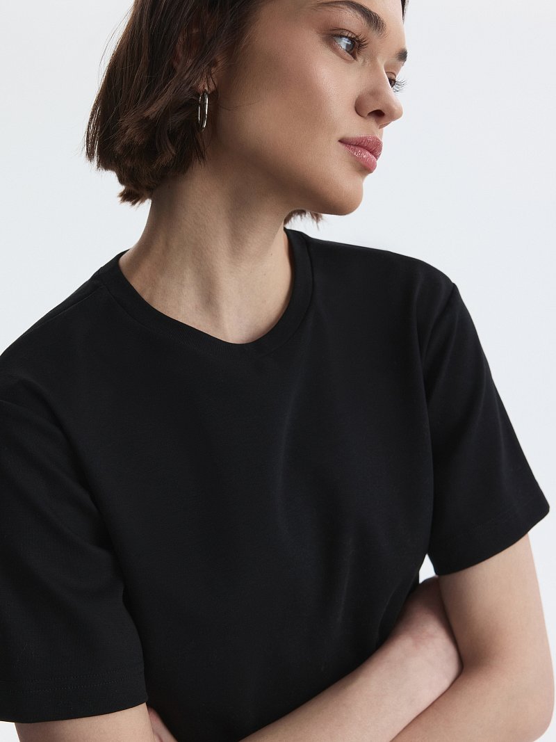 Однотонная футболка из 100% хлопка 