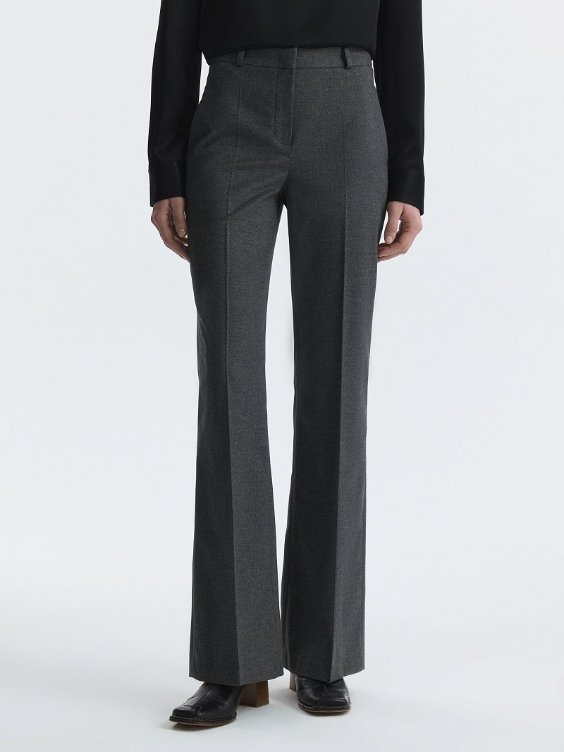 Расклешенные брюки из фланели