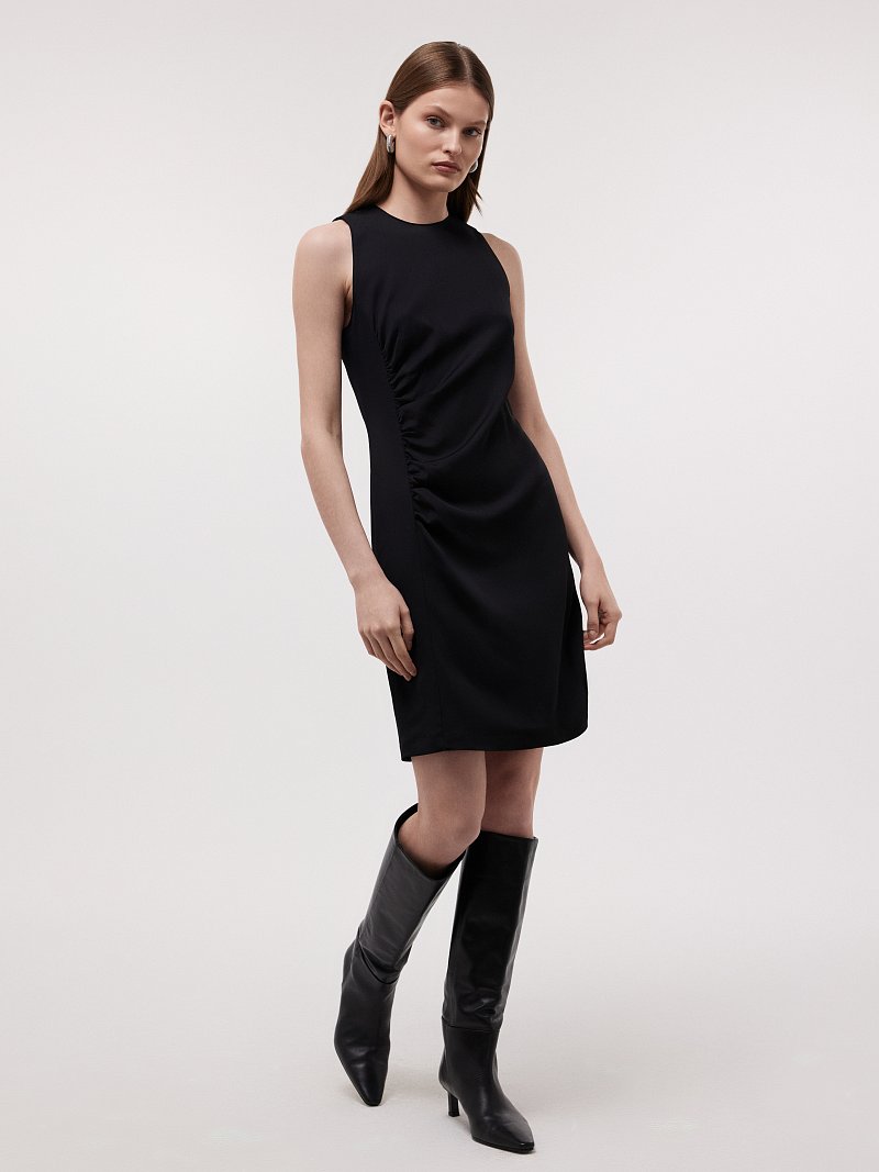 Платье-мини с драпировками