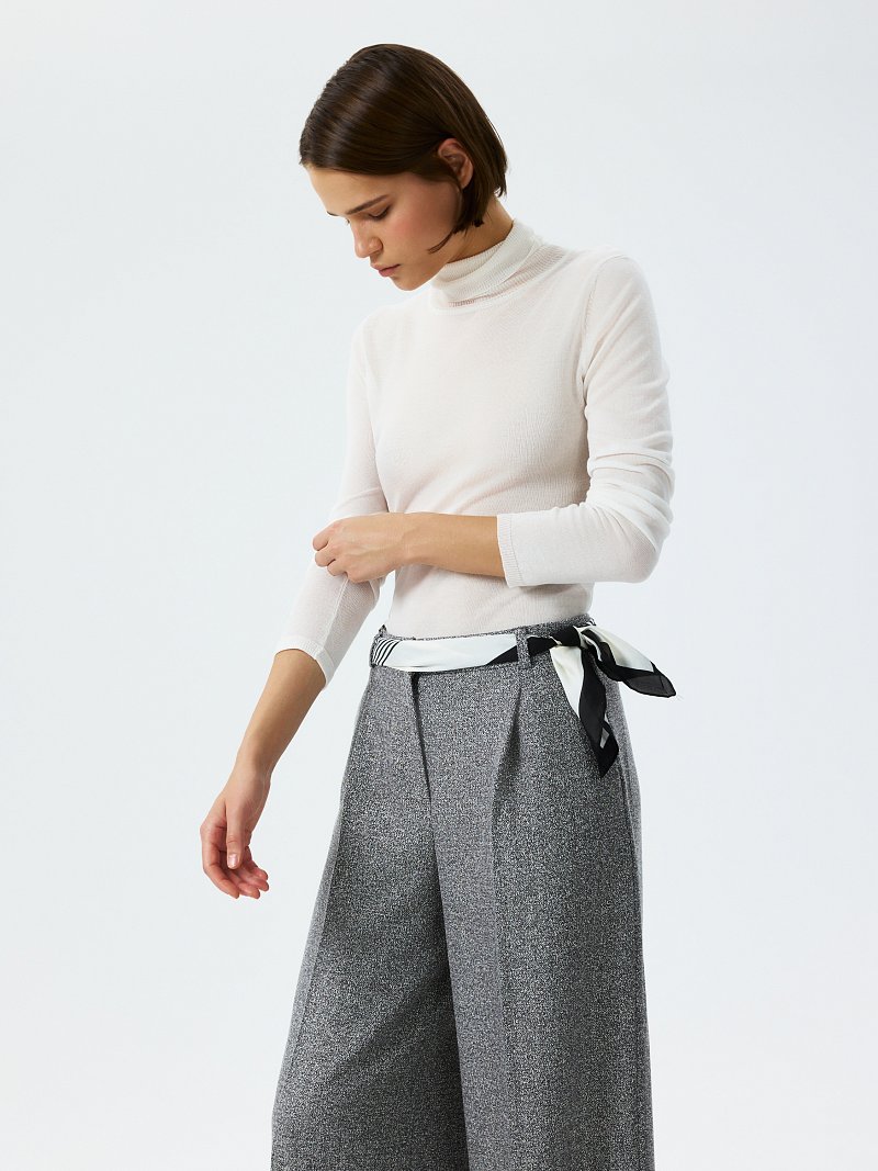 Брюки свободного кроя