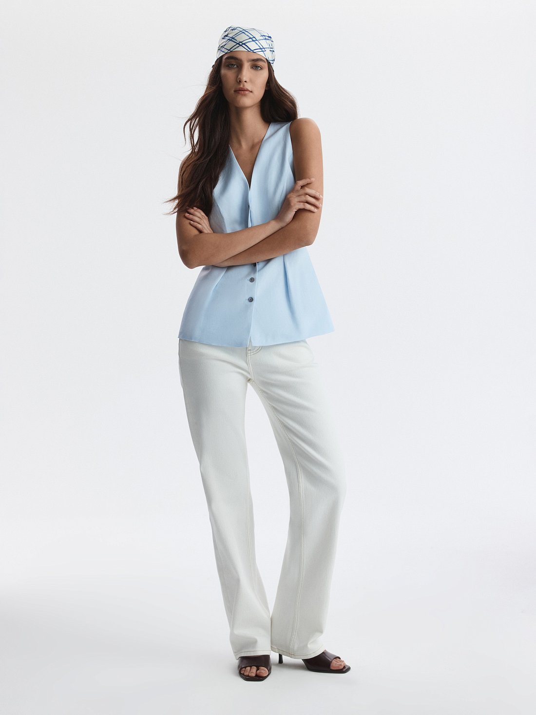 Льняной жилет с баской (Р158): фото №1