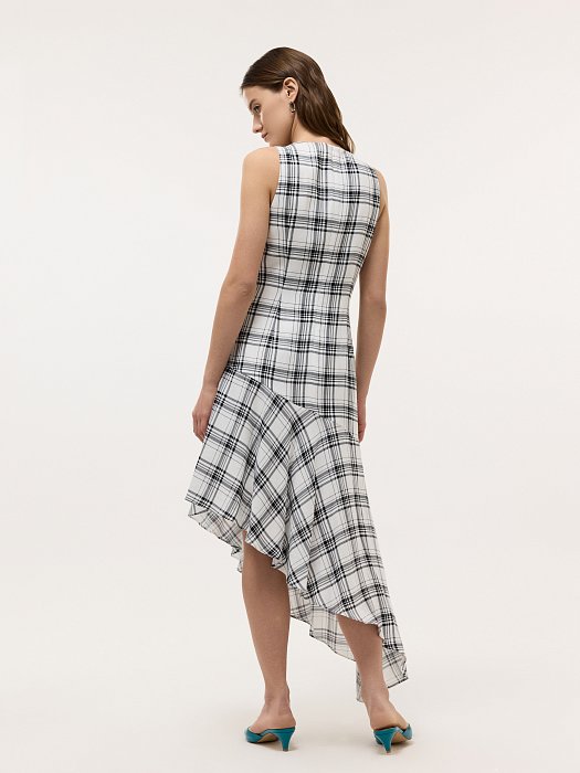 Асимметричное платье изо льна в клетку: фото №4