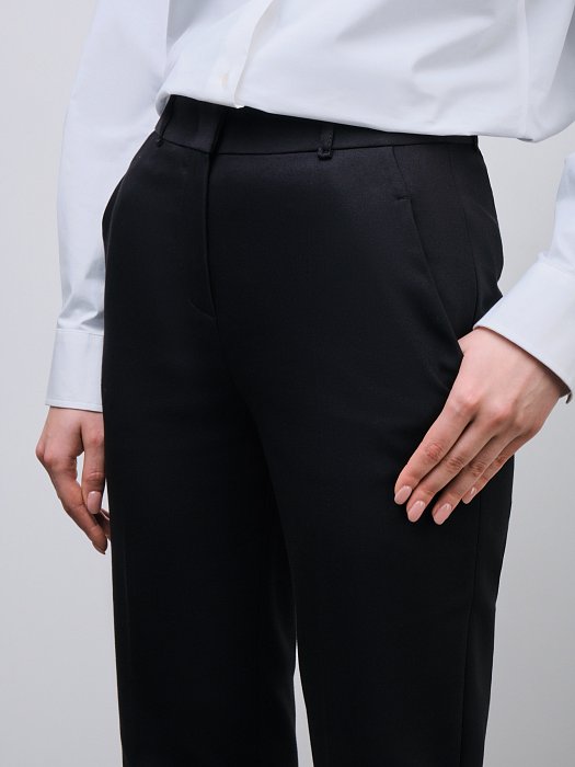 Брюки зауженного силуэта : фото №8