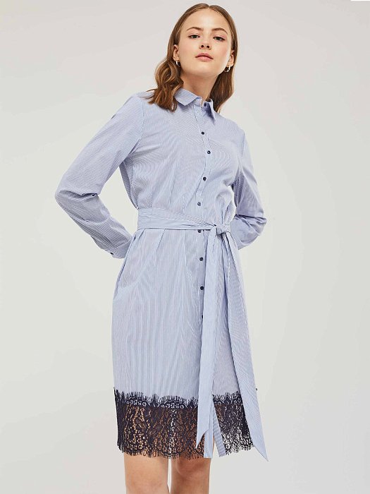 Платье-рубашка с кружевной отделкой: фото №3