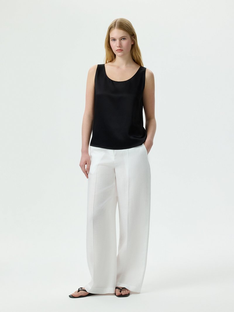 Топ из атласной ткани