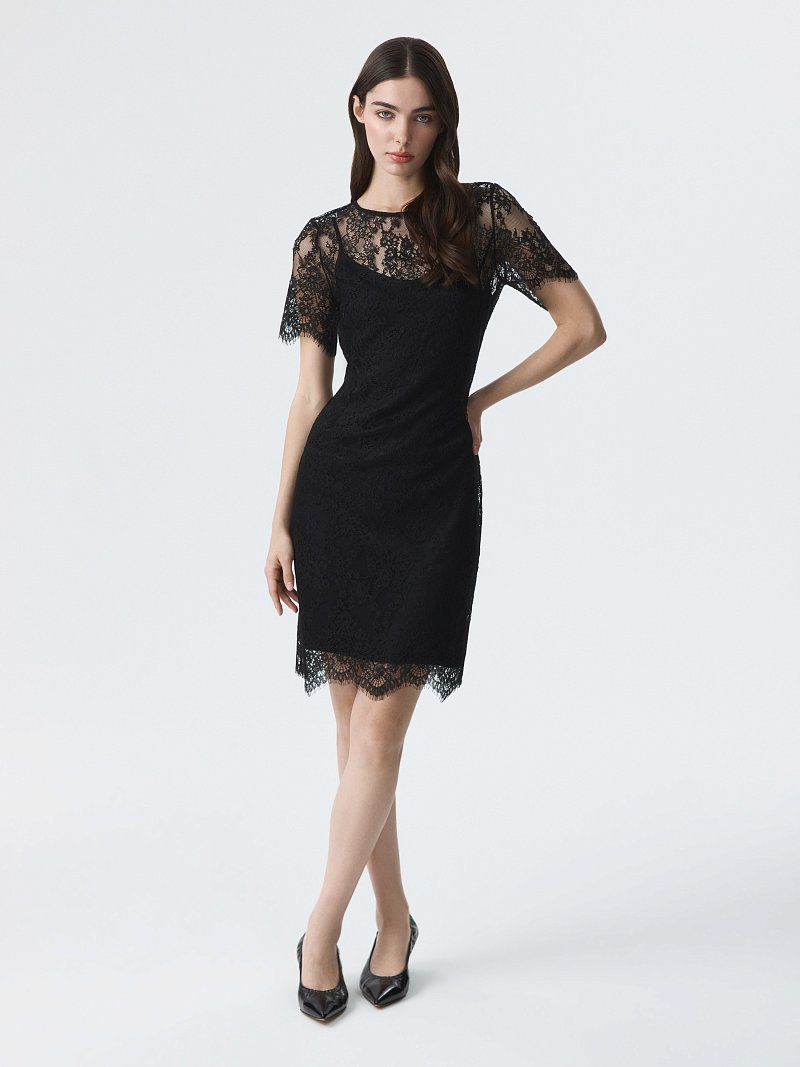 Кружевное платье-футляр (Р158)
