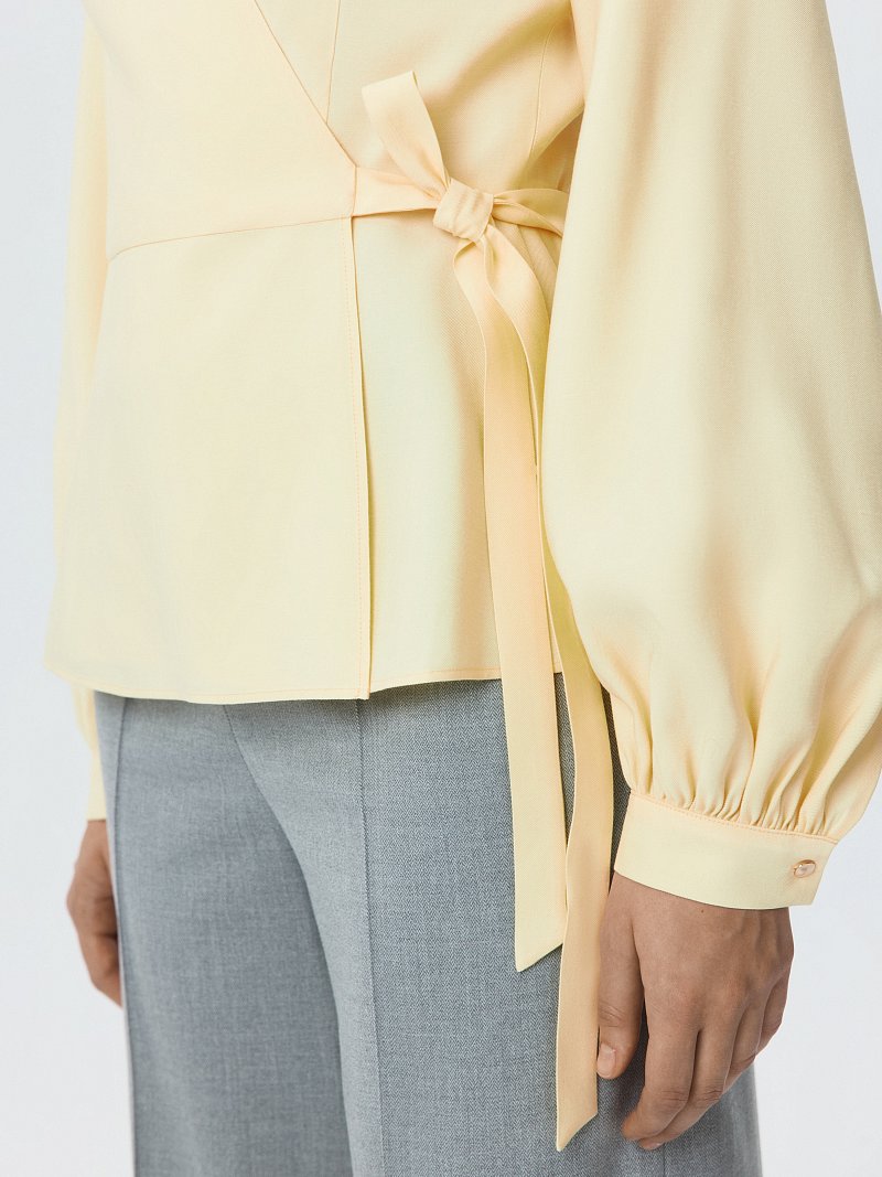 Блуза на запах