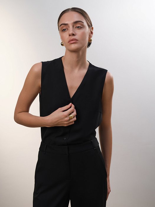 Блуза без рукавов со съемным воротником: фото №4