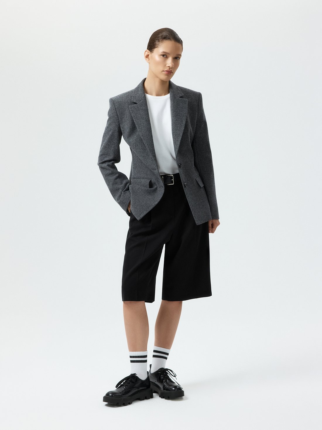 Жакет из твида «в елочку»: фото №1