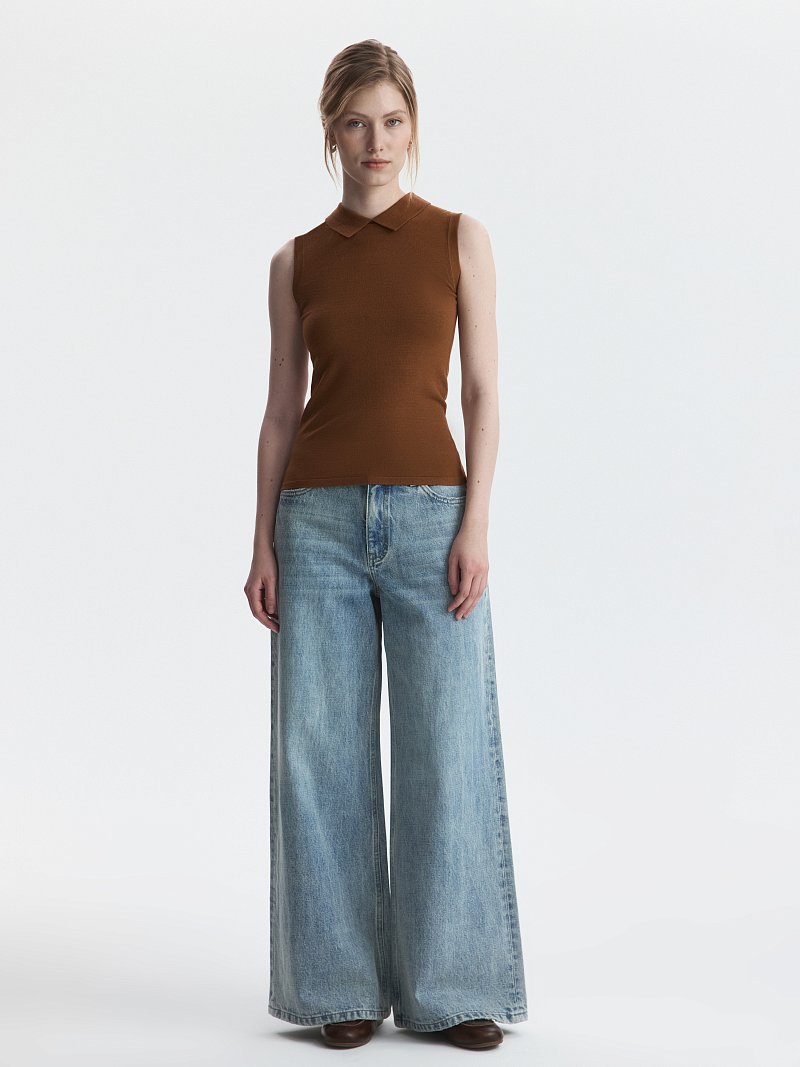 Топ с отложным воротником