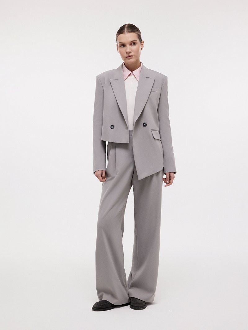 Укороченный асимметричный жакет