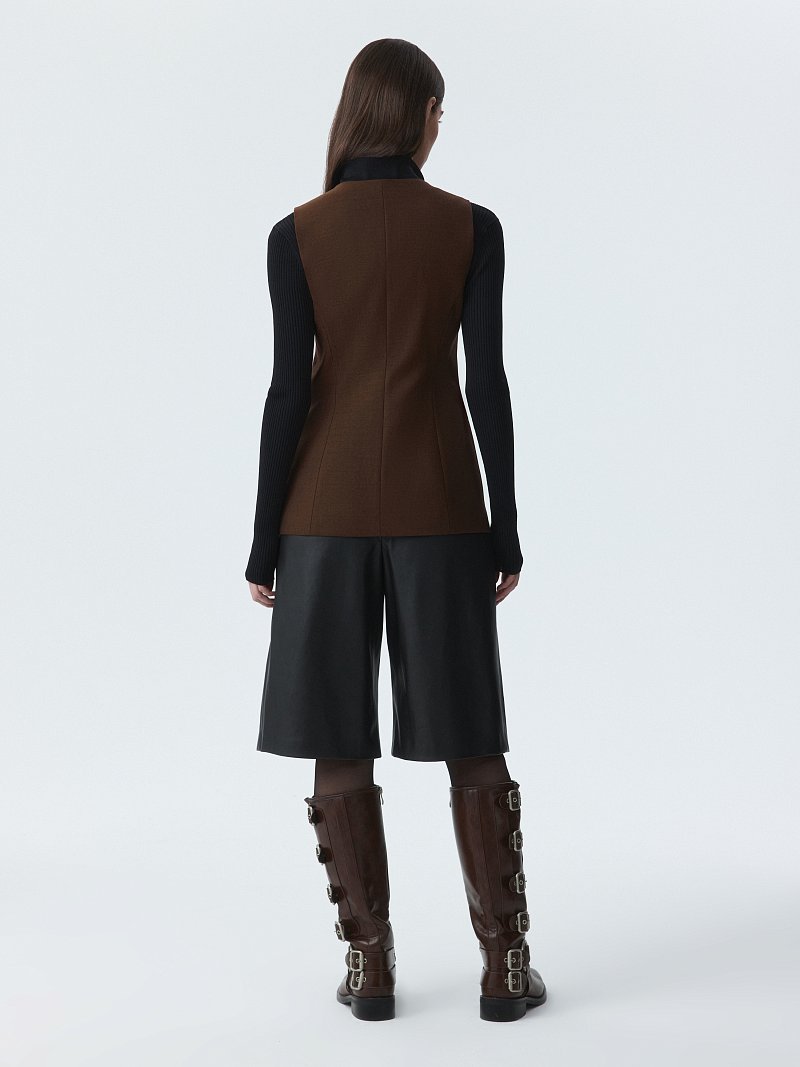 Приталенный жилет с шерстью (Р158)