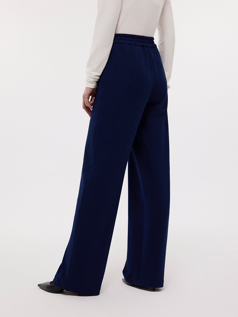 Брюки из трикотажа