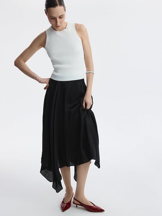 Укороченный топ из вискозы: фото №2