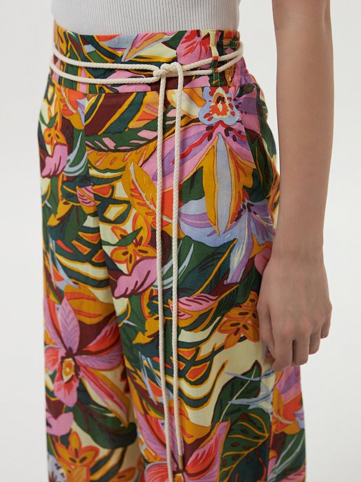 Кюлоты с тропическим принтом: фото №2