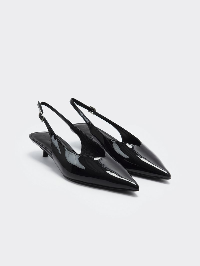 Лаковые туфли с открытой пяткой