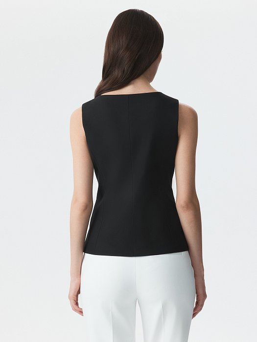Костюмный жилет с квадратным вырезом: фото №5
