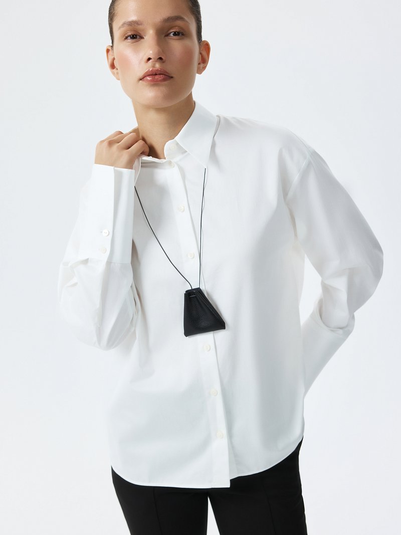 Рубашка с широкими манжетами