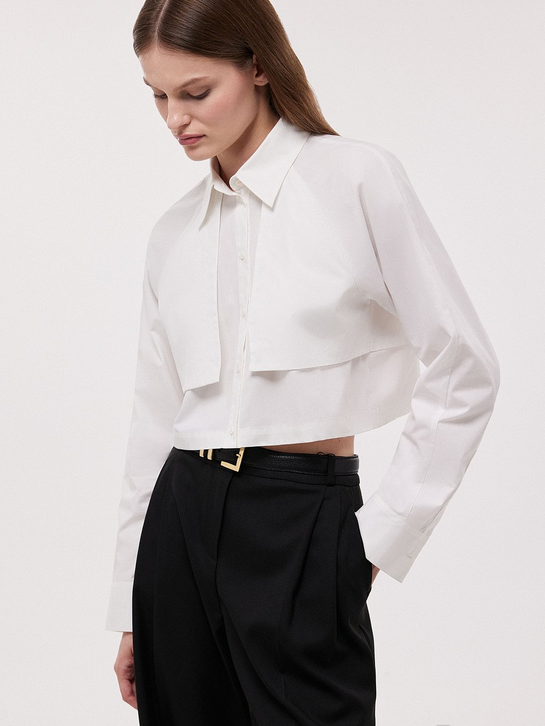 Укороченная рубашка с отлетными деталями: фото №1