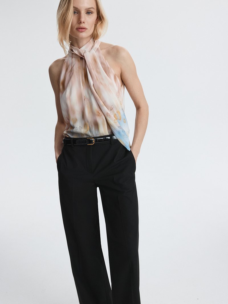 Прямые костюмные брюки