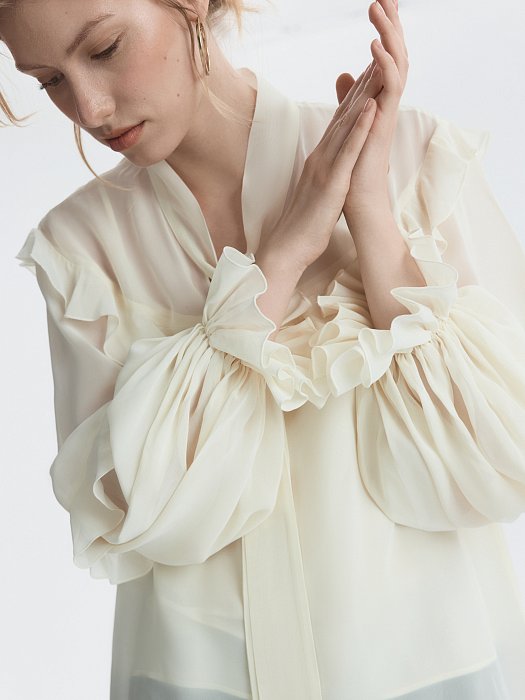 Блуза из шифона с воланами: фото №2