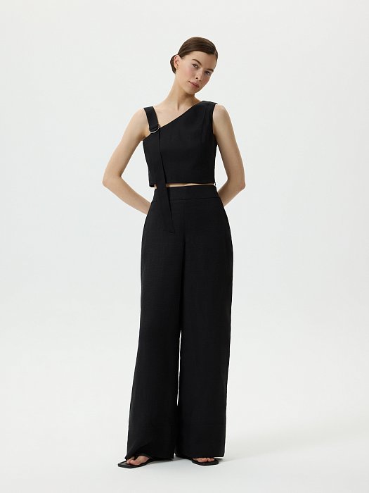 Кроп-топ асимметричного кроя: фото №4