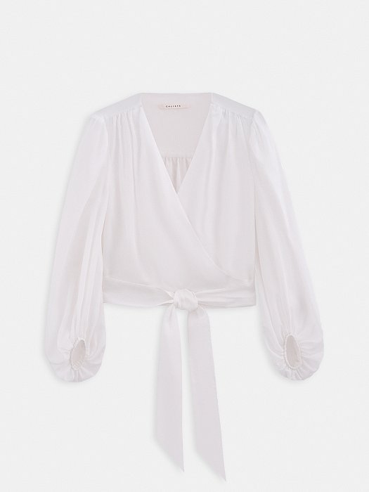 Укороченная блуза на запах: фото №4