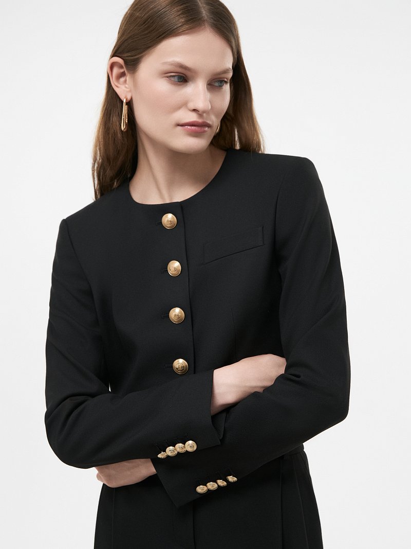 Укороченный жакет из костюмной ткани
