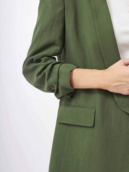 Удлиненный жакет с драпировкой: фото №3