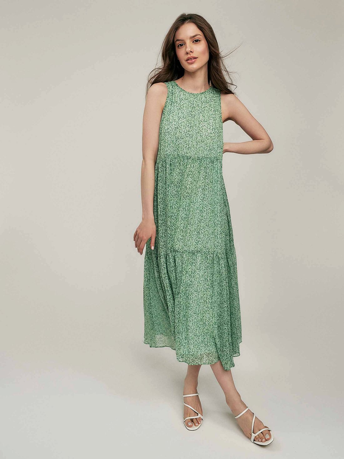 Платье-трапеция с цветочным принтом: фото №1