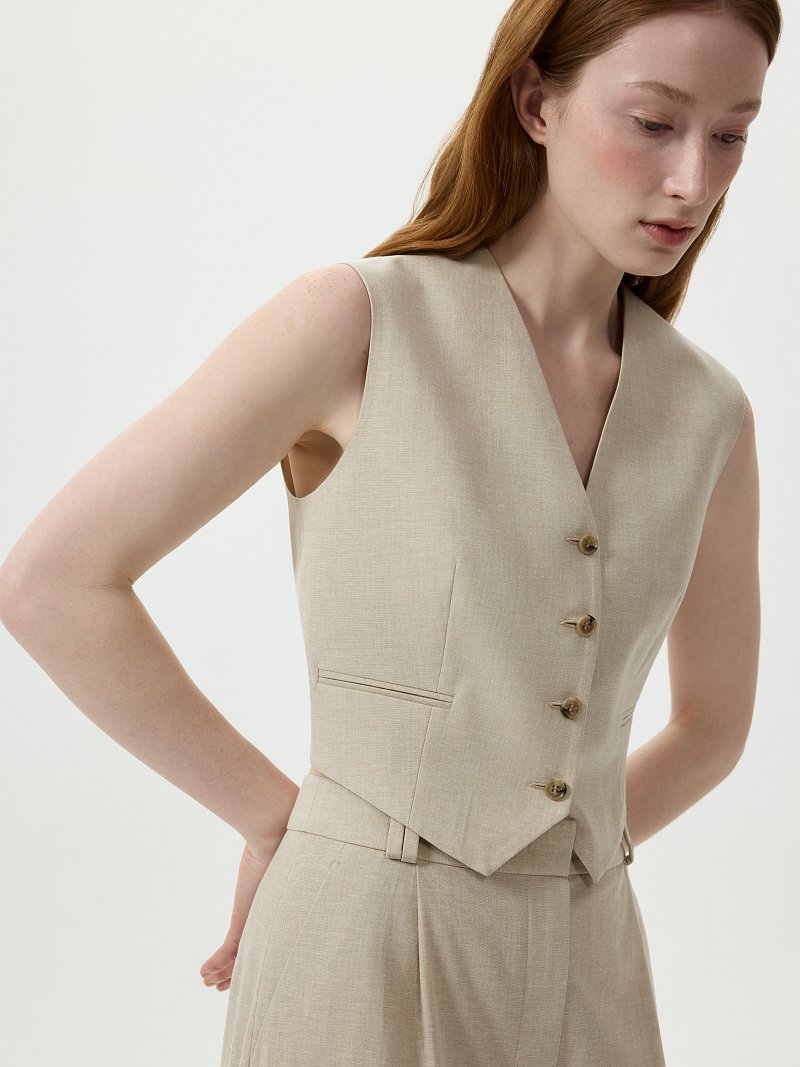 Костюмный жилет со льном