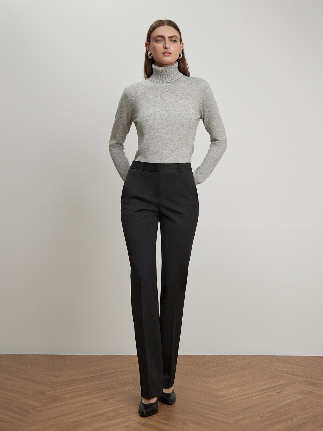 Прямые брюки со стрелками : фото №1