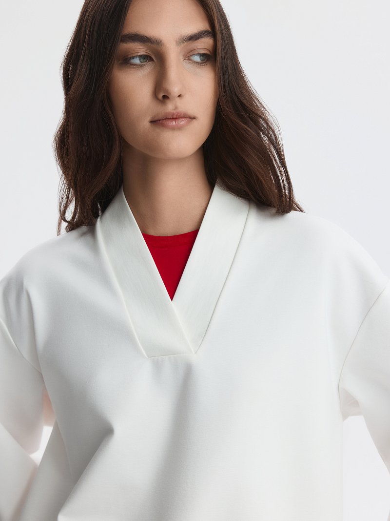 Свитшот с V-вырезом 