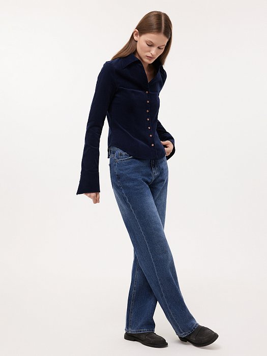 Приталенная рубашка из вельвета: фото №4