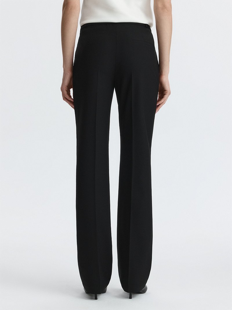 Классические узкие брюки