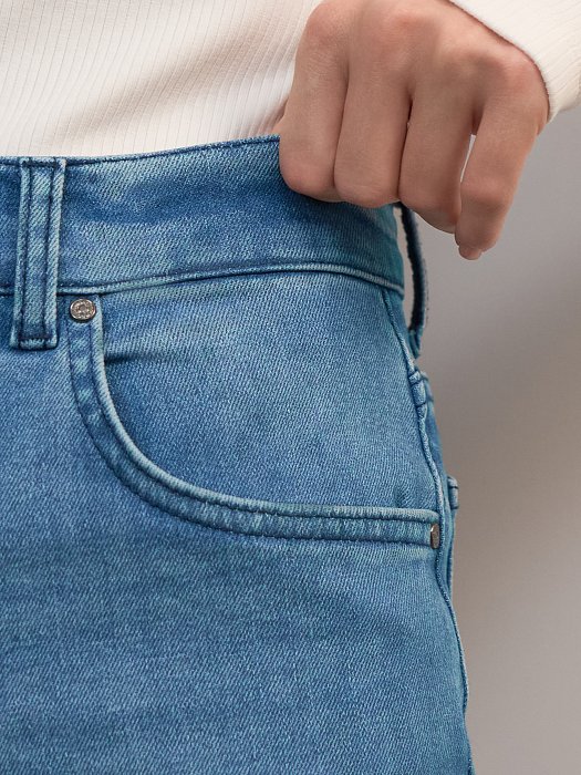 Джинсы свободного кроя: фото №4