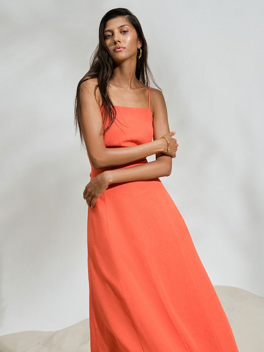 Сарафан на тонких бретелях: фото №2