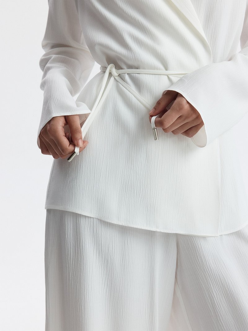 Костюм из вискозы