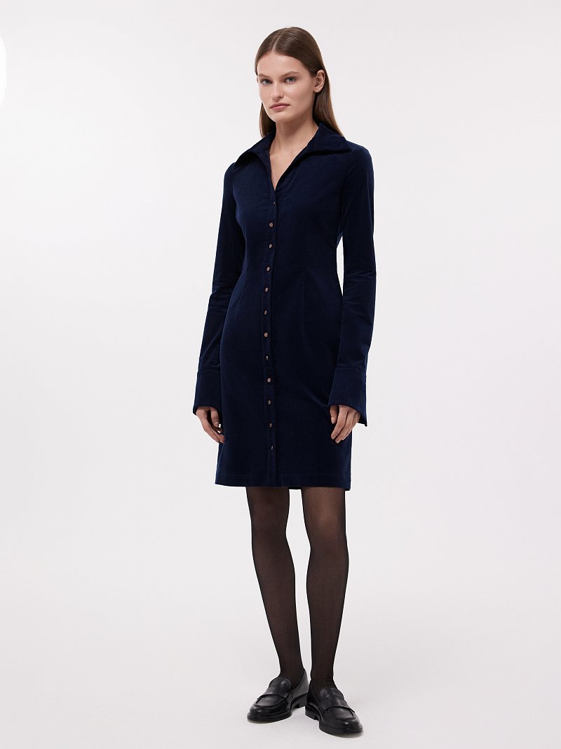 Платье-рубашка из вельвета